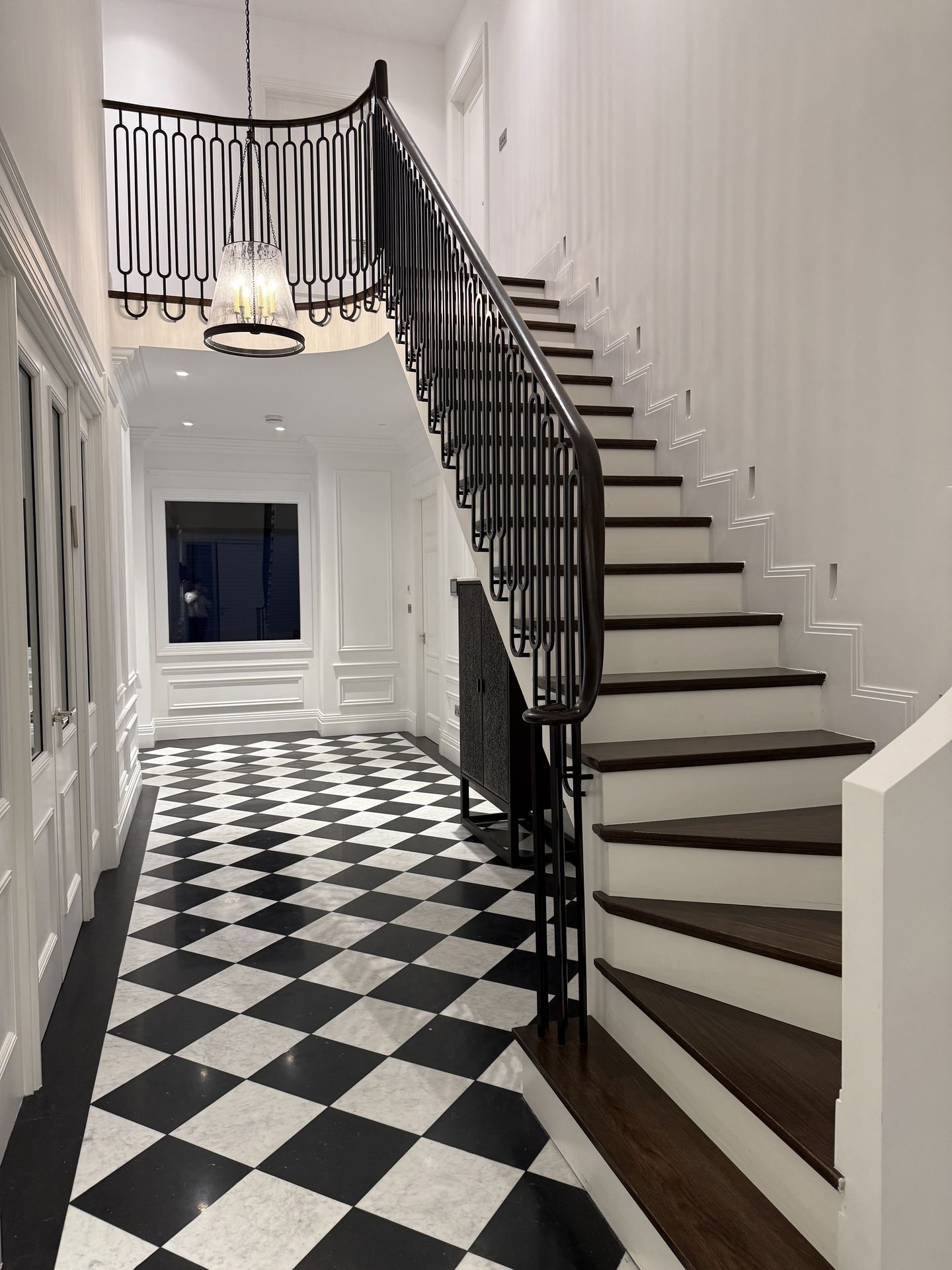 Closed tread staircase design with spindles gallery | OVOMS UK